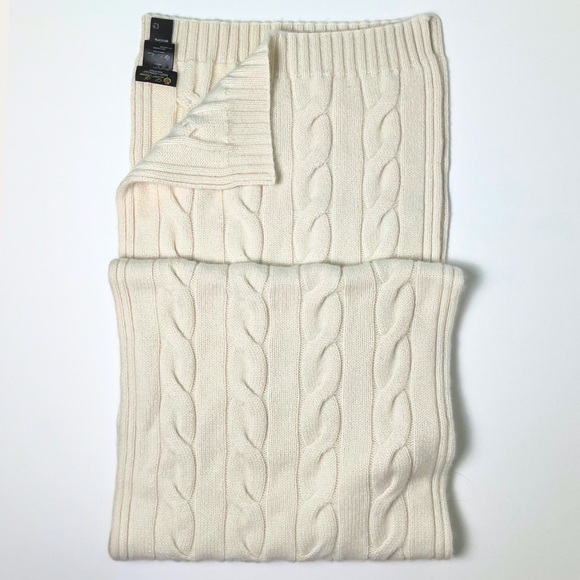 NWT Loro Piana Napier Scarf | Baby Cashmere | White Snow | Original Packaging - Picture 5 of 16